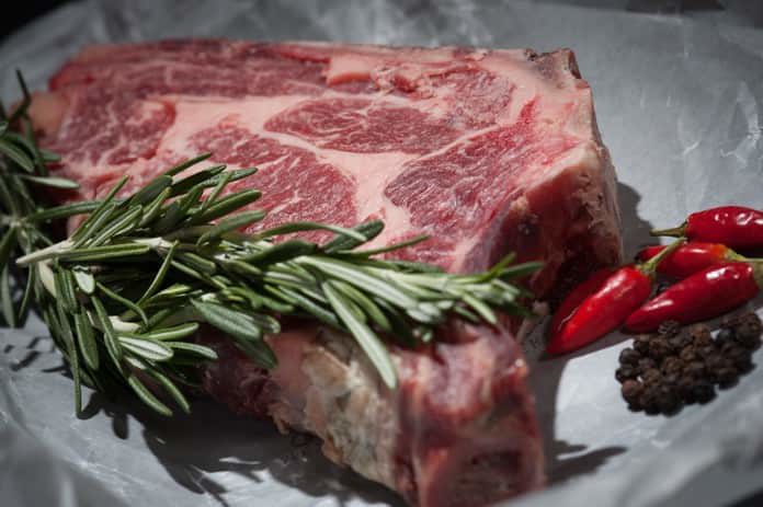 Read more about the article Red Meat and Heart Disease Risk: Is Increased Iron the Link?